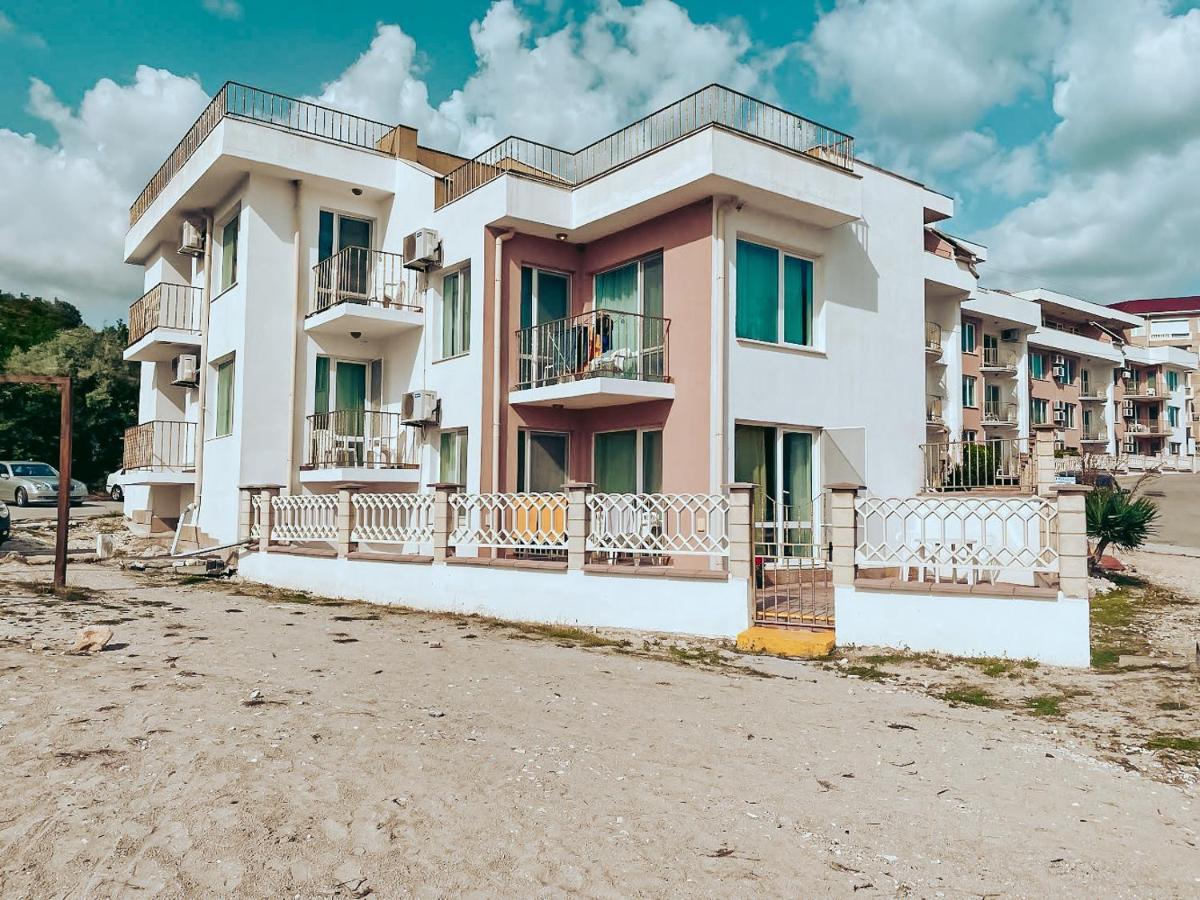 First Line On The Beach Cosy Sea Paradise Apartments Kavarna Luaran gambar
