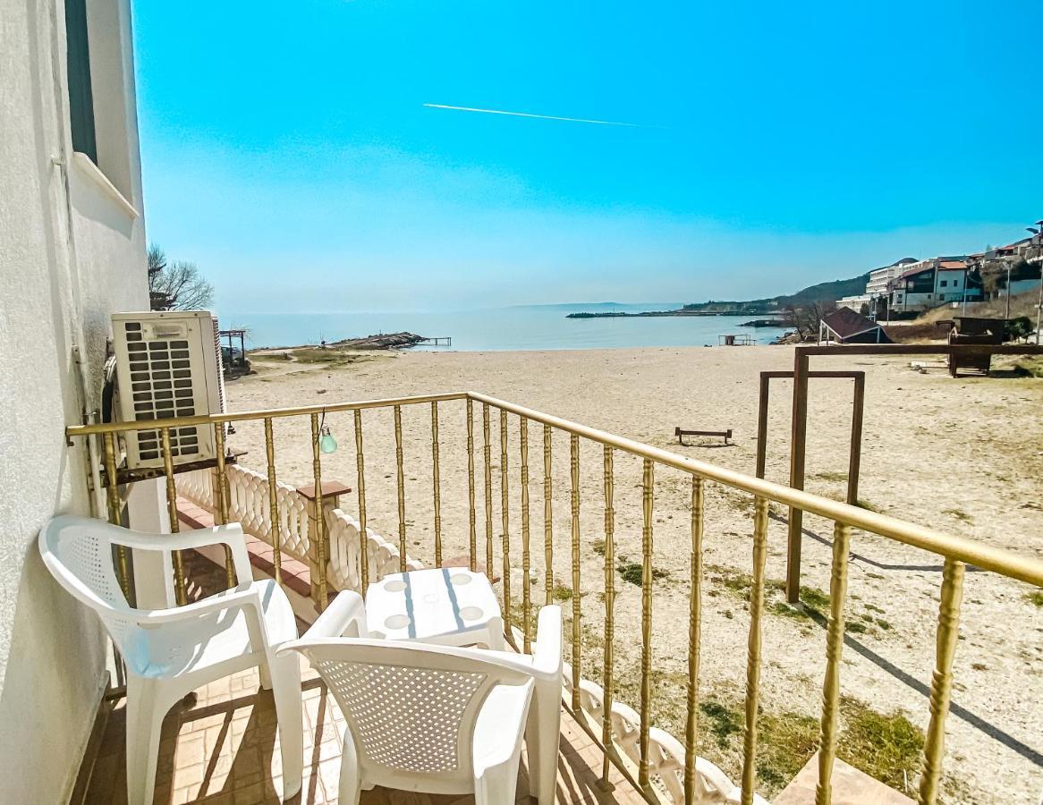 First Line On The Beach Cosy Sea Paradise Apartments Kavarna Luaran gambar
