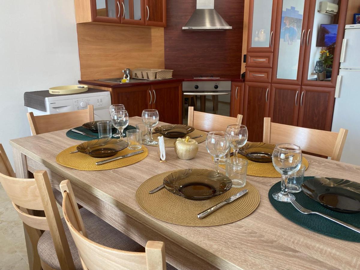 First Line On The Beach Cosy Sea Paradise Apartments Kavarna Luaran gambar