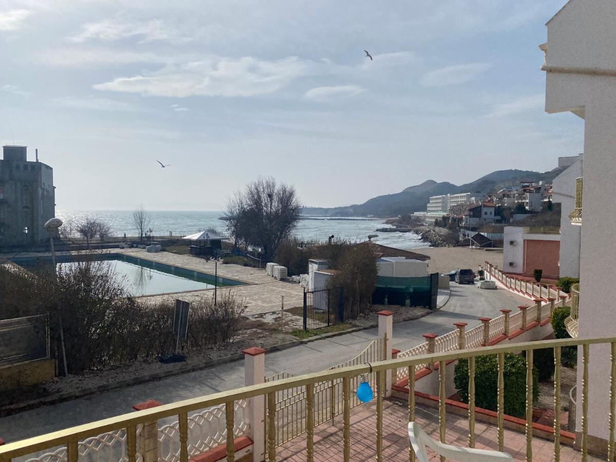 First Line On The Beach Cosy Sea Paradise Apartments Kavarna Luaran gambar